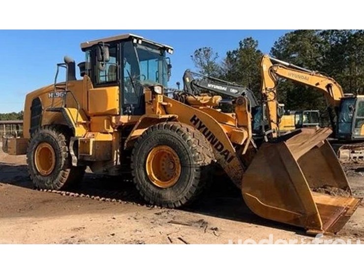 2020-hyundai-hl960-image-2