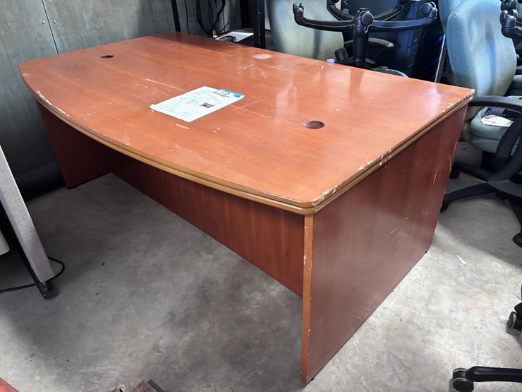 #172-•-large-and-small-wooden-desk-image-1