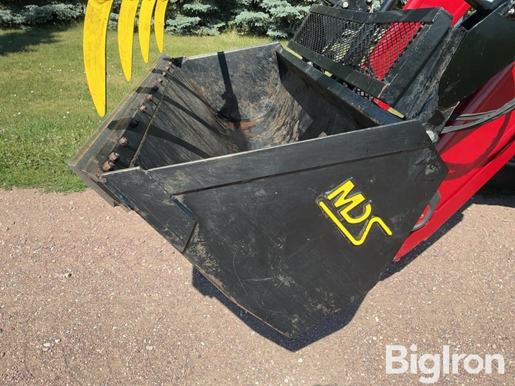 2025-case-ih-puma-185-mfwd-tractor-w/grapple-loader-image-13