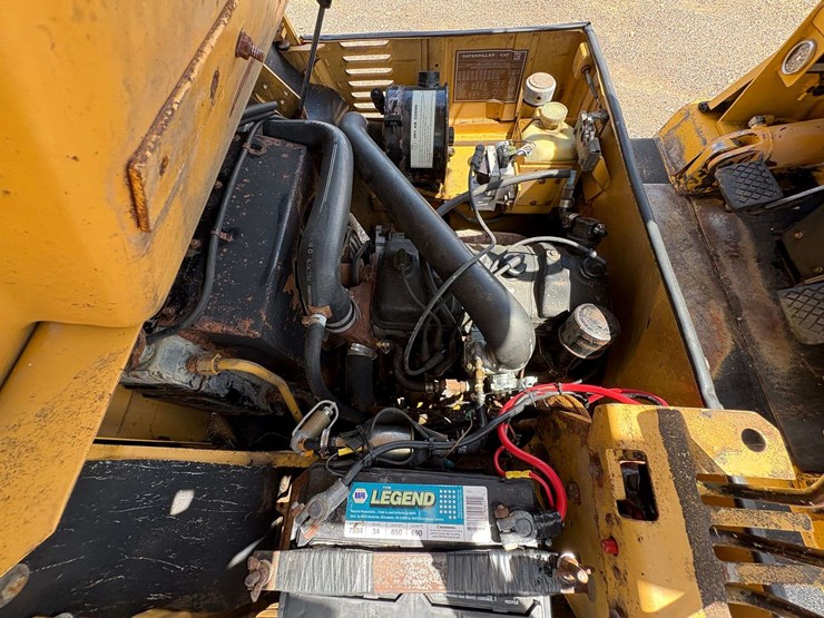 caterpillar-v50d-image-24