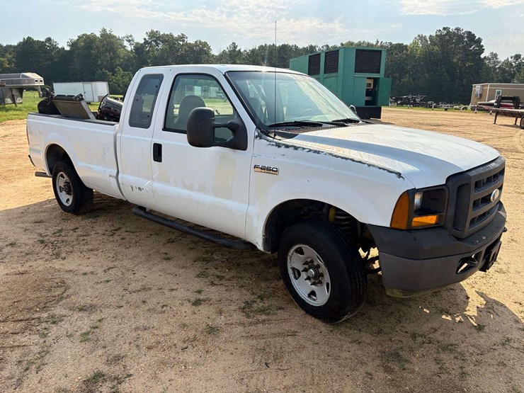 2007-ford-f250-image-3
