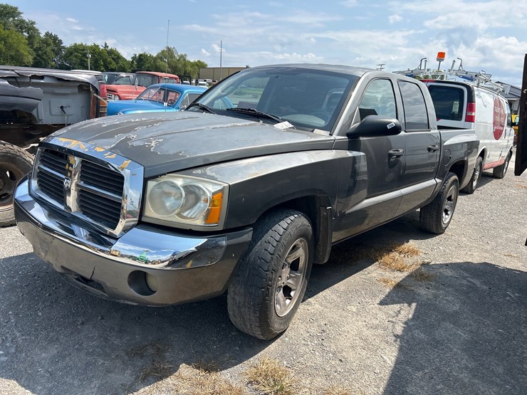 2007-dodge-dakota-image-3