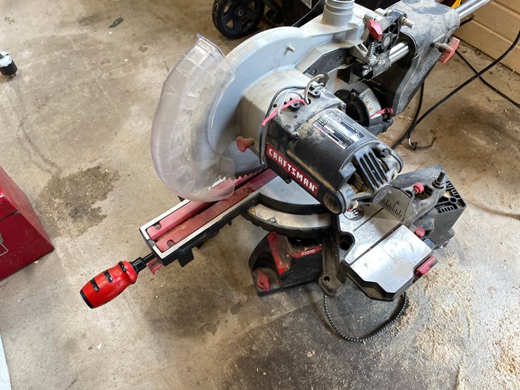 #10117-•-craftsman-10"-sliding-compound-miter-saw-image-3