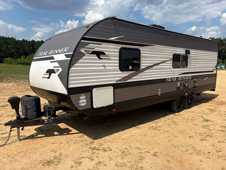 2022-heartland-trailrunner-29'-bumper-pull-travel-trailer-image-1