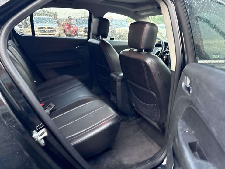 2016-chevrolet-equinox-image-14