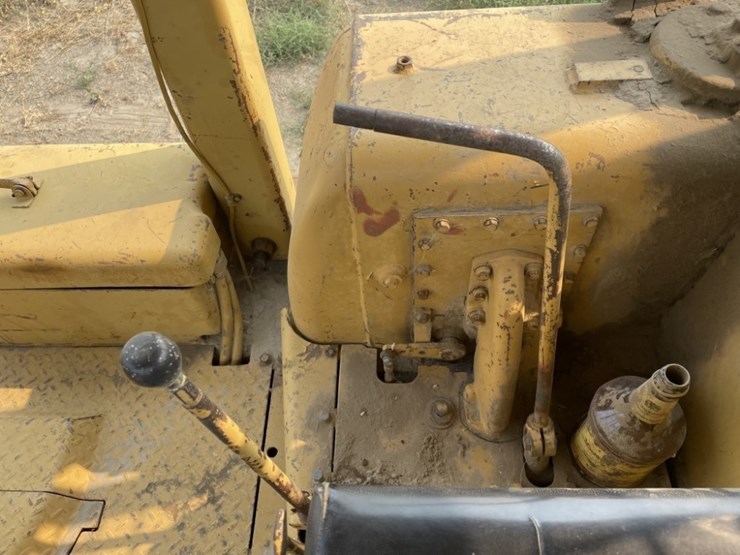 1972-caterpillar-d7f-image-30