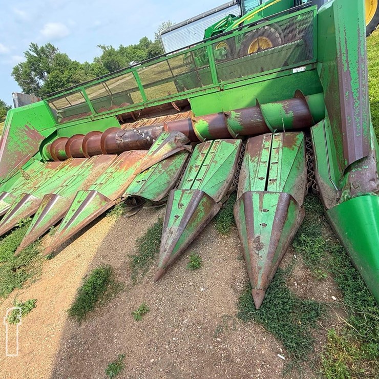 JOHN DEERE 853A