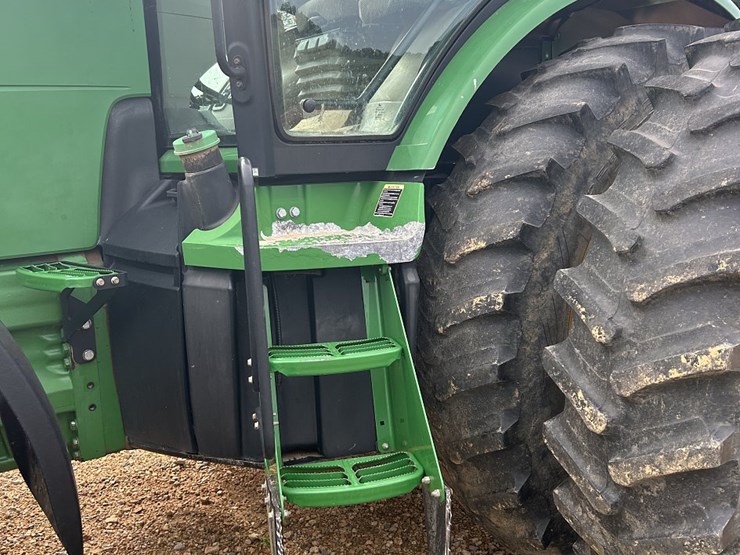 2013-john-deere-8285r-image-9