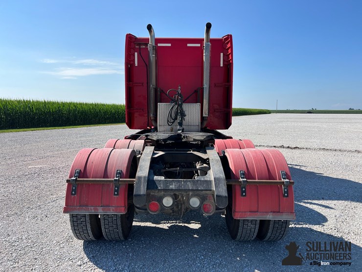 2012-peterbilt-386-image-6