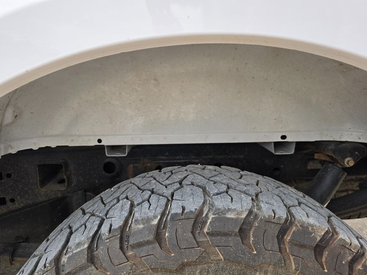 2020-ford-f150-image-56