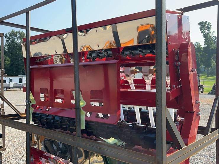 agt-skid-steer/3pt-hitch-seeder,-10'-image-6
