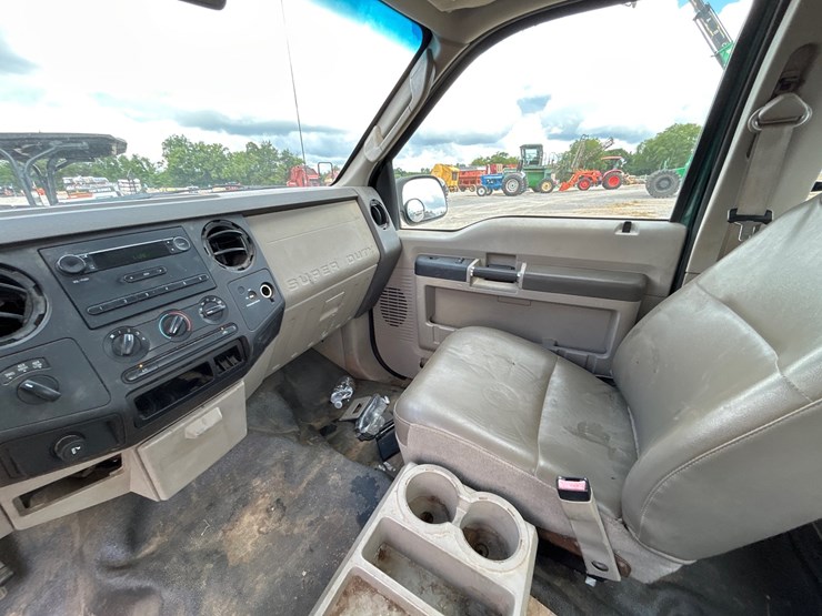 2008-ford-f250-image-11