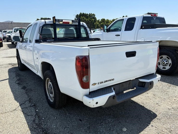 2011-chevrolet-colorado-image-4