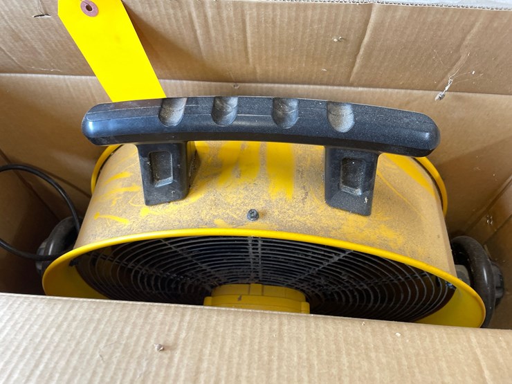 #10121-•-dewalt-20"-drum-fan-image-7