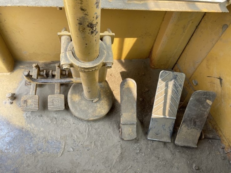 1975-caterpillar-627b-image-13