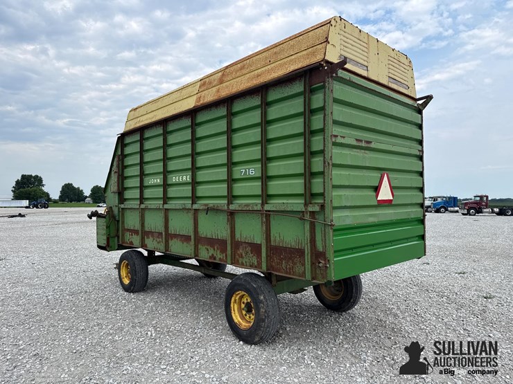 john-deere-716-image-7