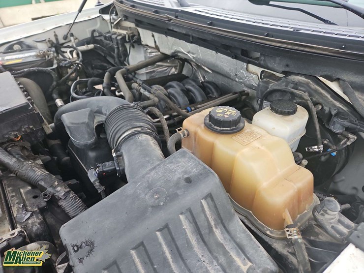2013-ford-f150-image-27