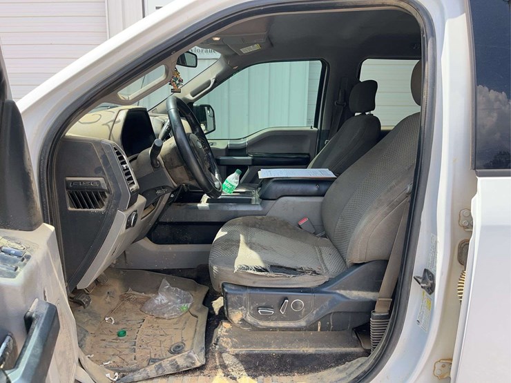 2016-ford-f150-image-15