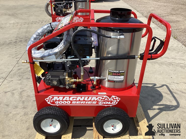 2026-magnum-4000-series-hot-water-pressure-washer-image-8