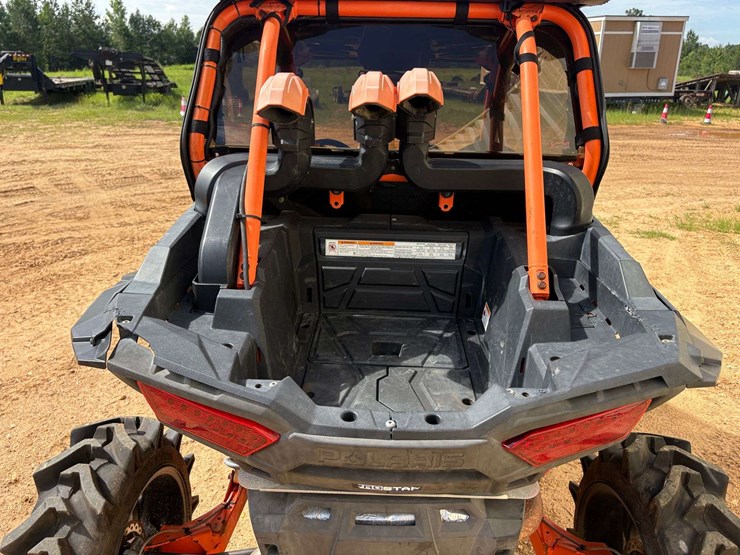 2015-polaris-razor-1,000xp-*high-lifter-edition*-(384-hours)-image-24