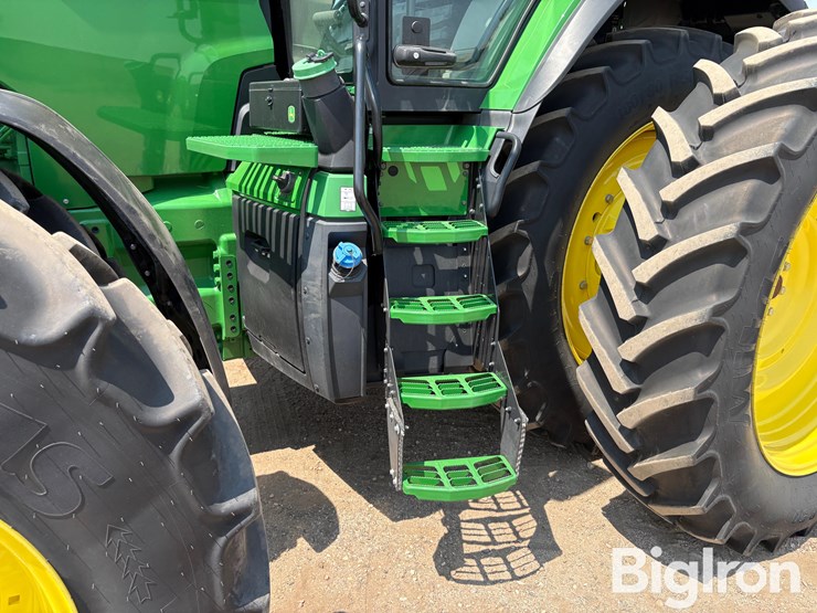 2023-john-deere-8r-280-image-14