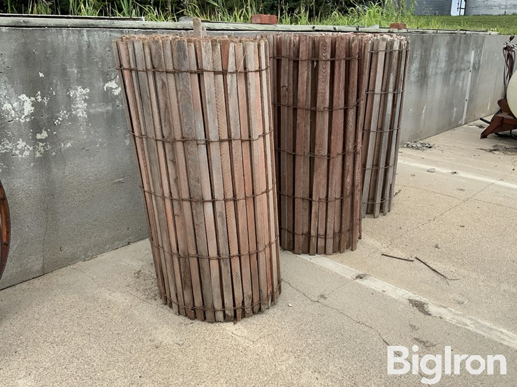 48"-x-25'-rolls-of-snow-fence-image-3