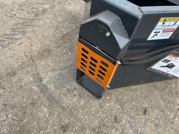 #9792-•-wolverine-skid-steer-concrete-shooter-attachment-image-8