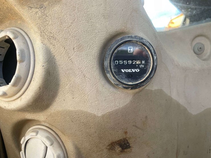 volvo-ec290cl-image-32