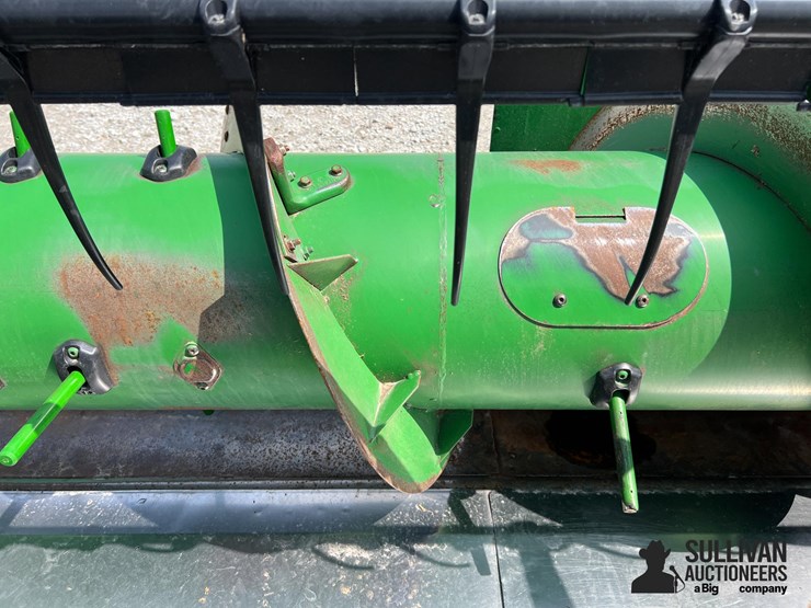 2010-john-deere-630f-image-19
