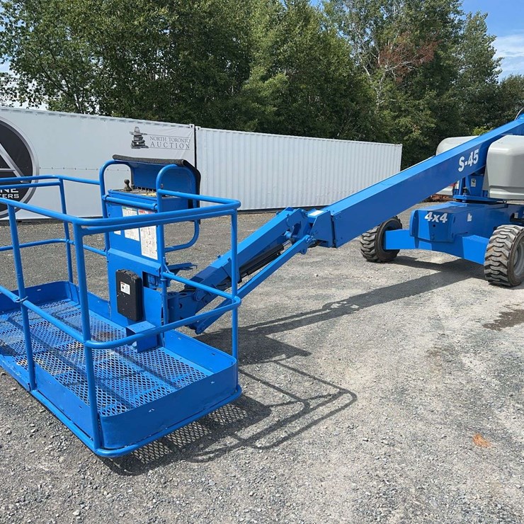 2006 GENIE S45