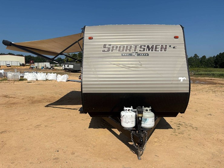 2018-sportsmen-le-32'-bumper-pull-camper-image-5