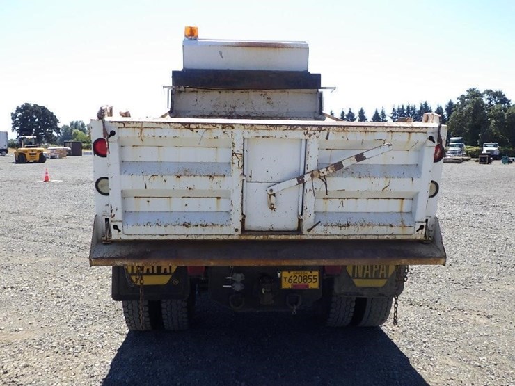 2006-kenworth-t300-image-4