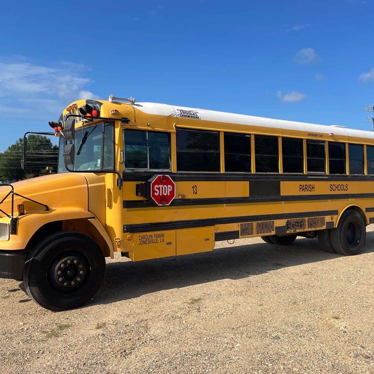 2002 FREIGHTLINER FS65