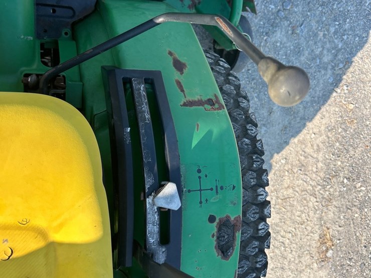 john-deere-4100-image-10