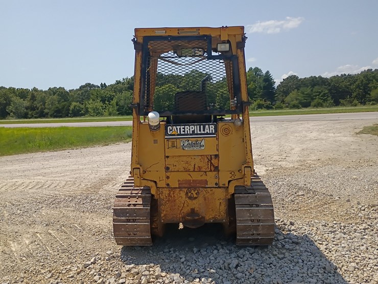 caterpillar-d4c-image-7