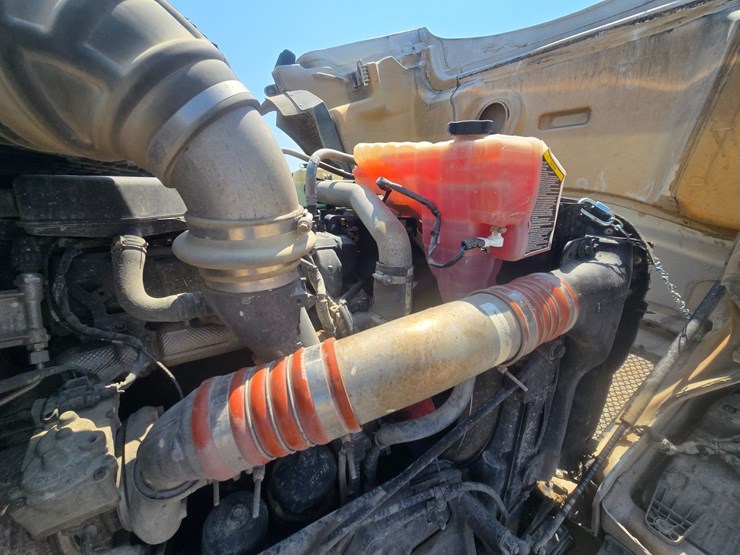 2019-kenworth-t880-image-64