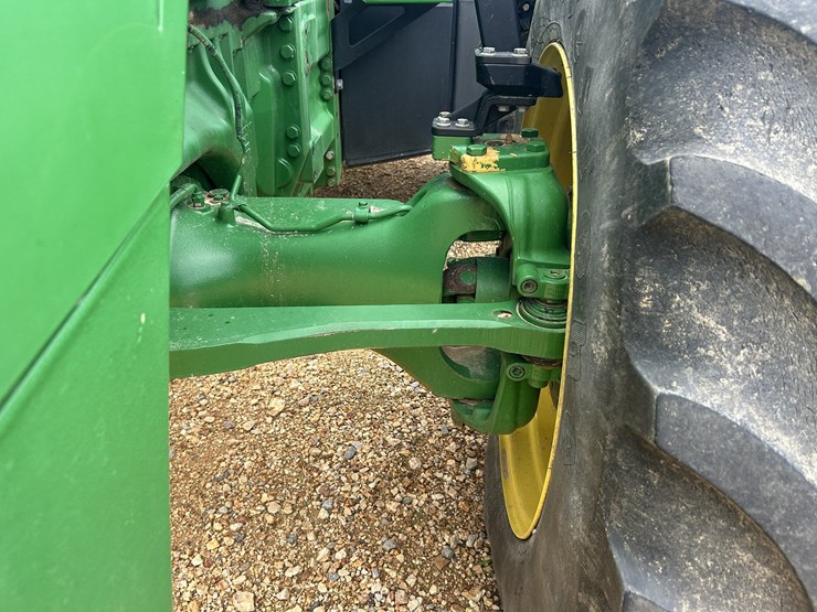 2013-john-deere-8285r-image-8