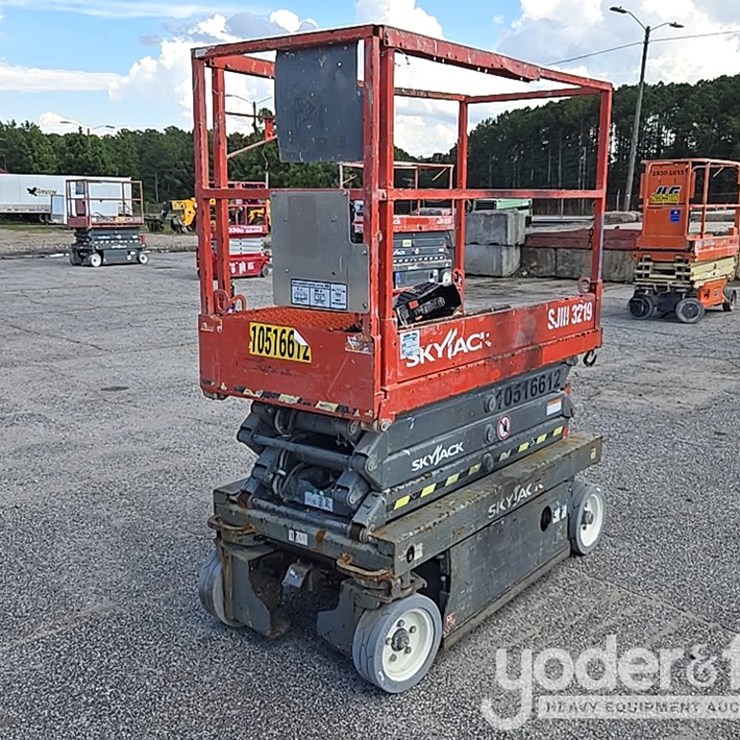 2016 SKYJACK SJIII3219