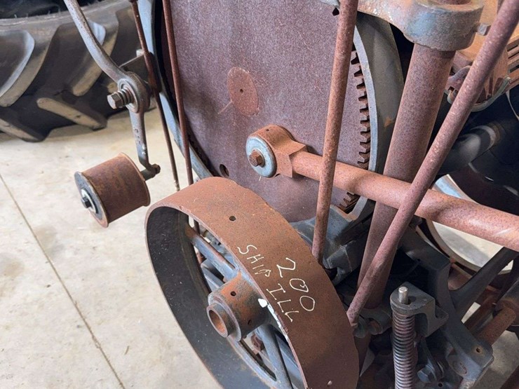 the-chandler-&-price-co.-printing-press-image-5