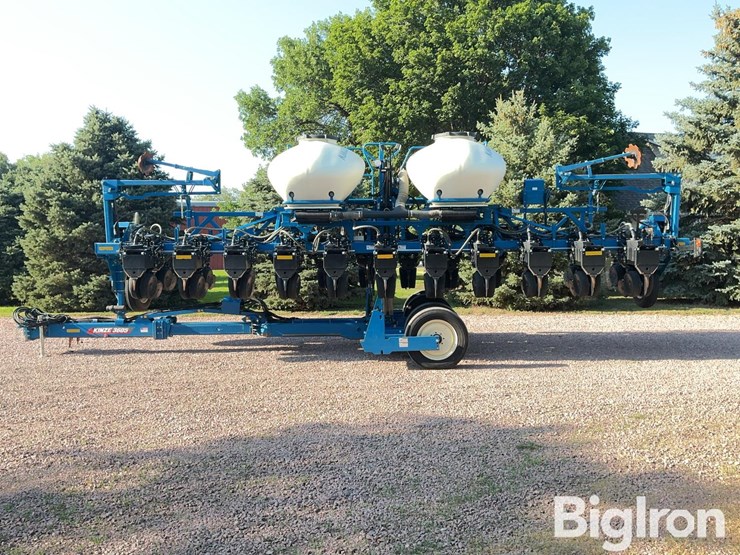 2021-kinze-3605-image-8