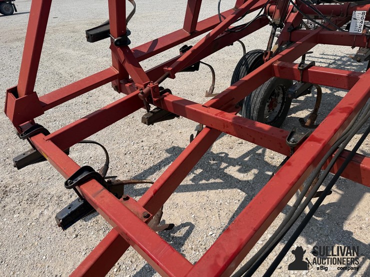 case-ih-4800-image-19