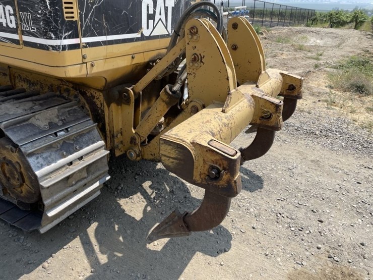 2002-caterpillar-d4g-image-20
