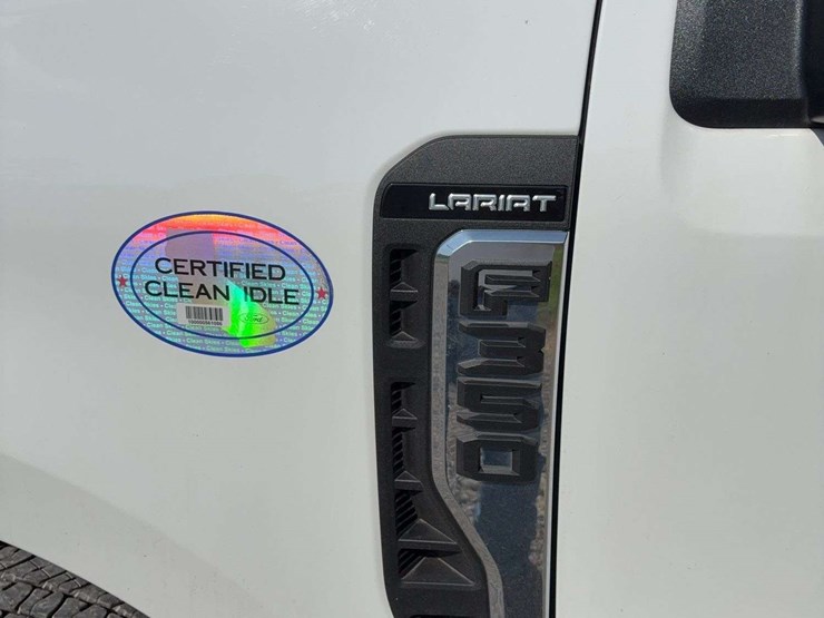 2025-ford-f350-image-3