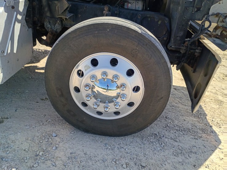 2014-western-star-4900-image-85