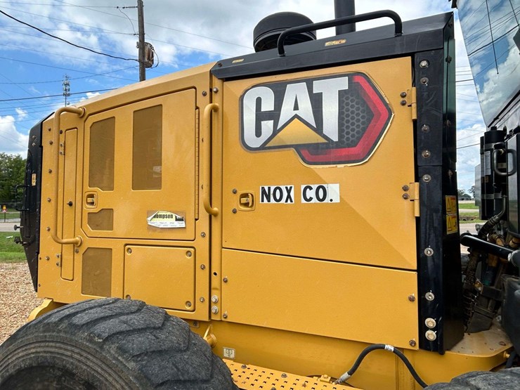 2020-caterpillar-140-image-13