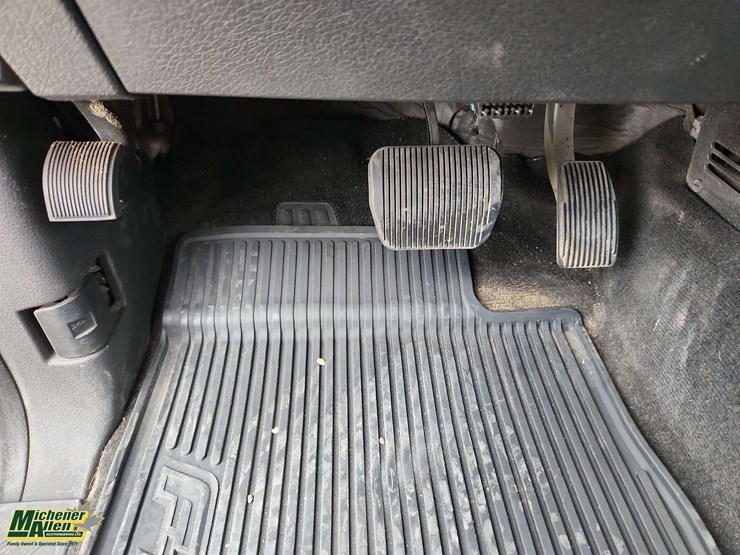 2013-ford-f150-image-12