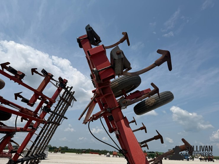 case-ih-4800-image-16