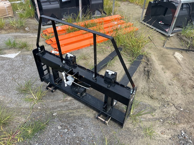 #47-•-3pt-pallet-forks-(stock-photo)-image-2