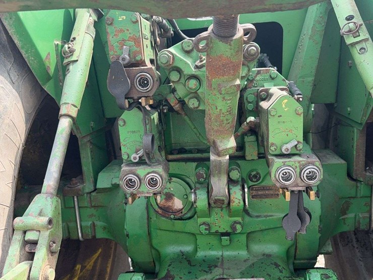 1978-john-deere-8430-image-7
