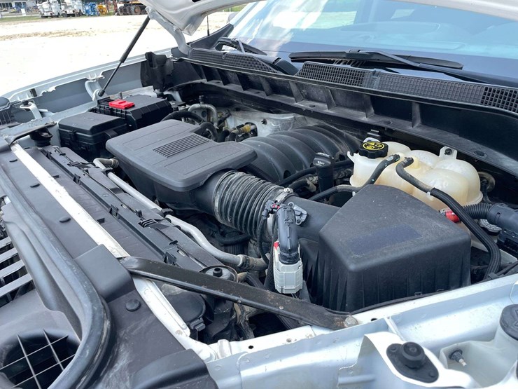 2019-chevrolet-silverado-1500-image-8